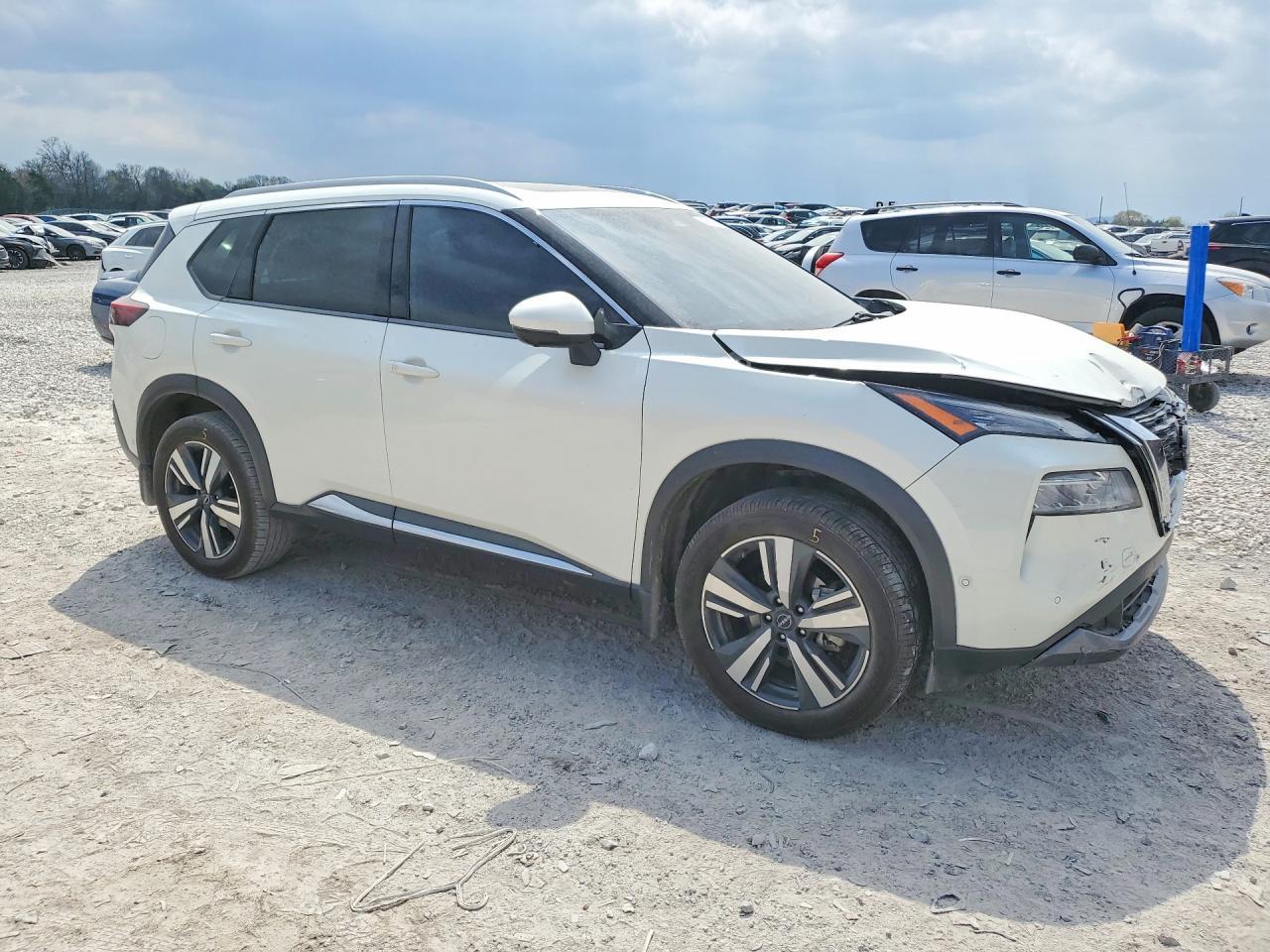 2023 Nissan Rogue Sl - Фото 4