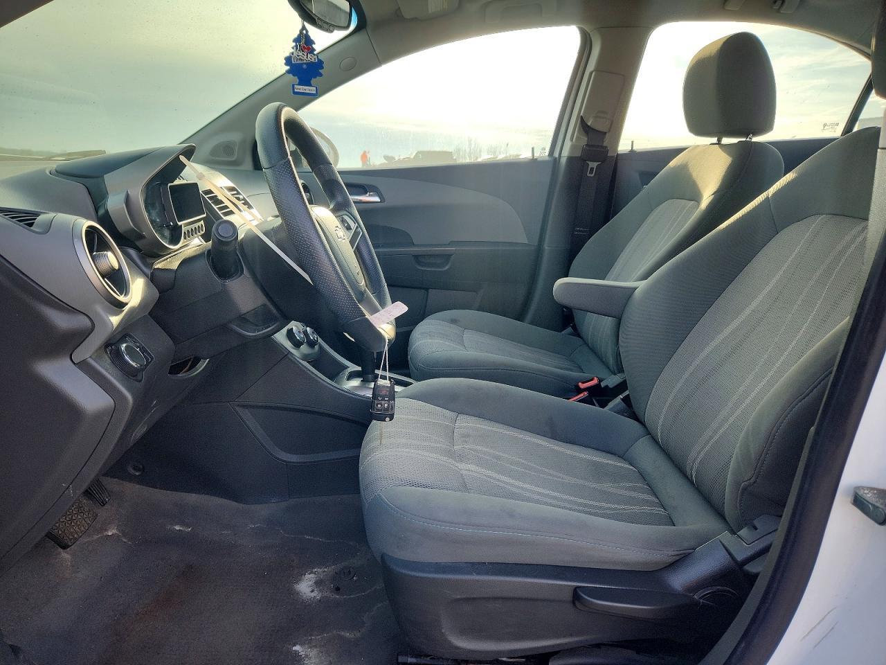2014 Chevrolet Sonic Lt - Фото 7