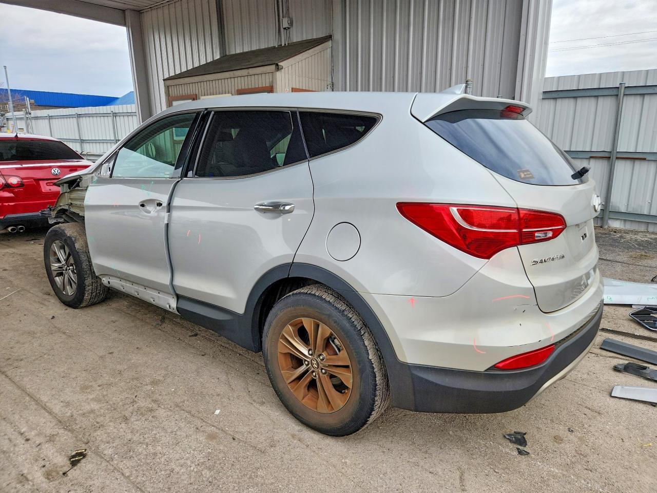 2014 Hyundai Santa Fe Sport 2.4L - Image 2