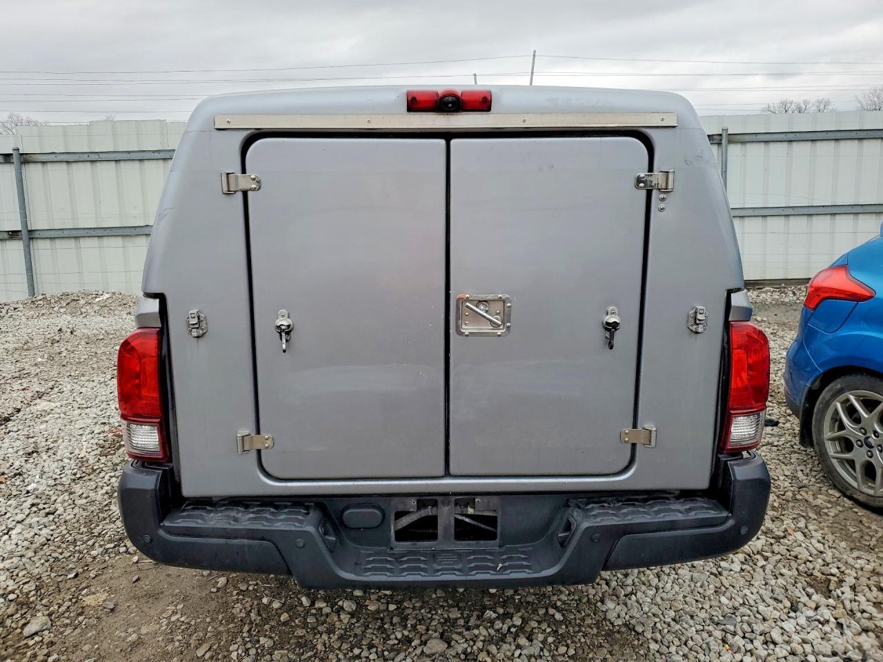2020 Toyota Tacoma Sr 2.7L 4C Ext Cab - Фото 6