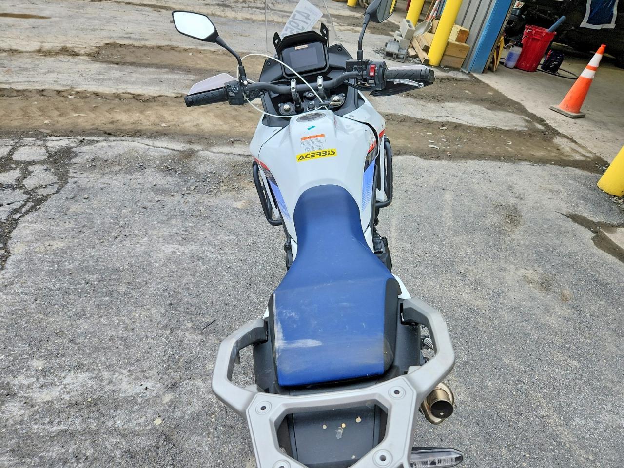 2025 Honda Xl750 - Фото 6