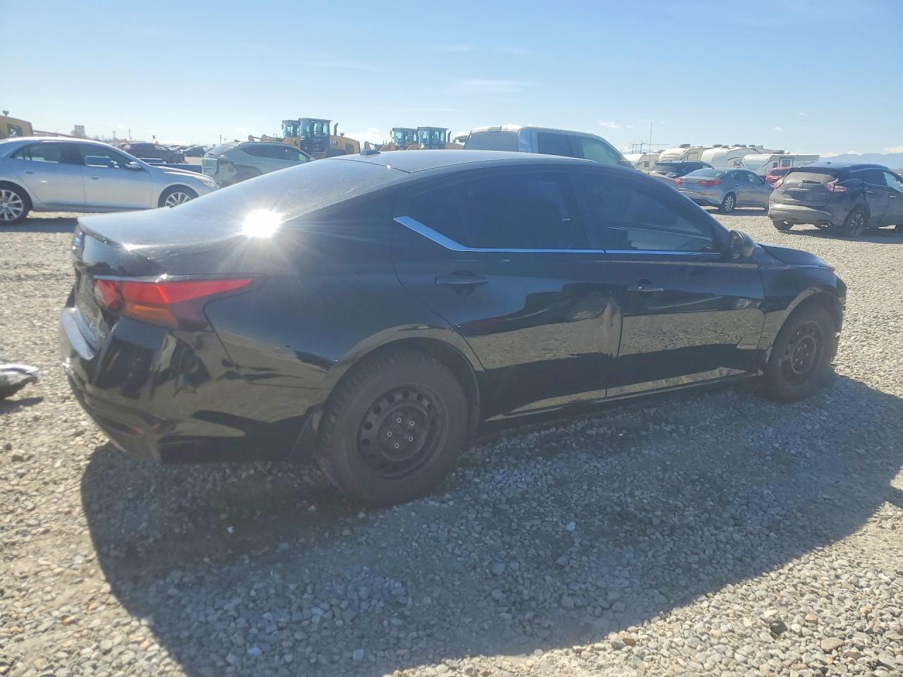 2019 Nissan Altima 2.5 S - Фото 3