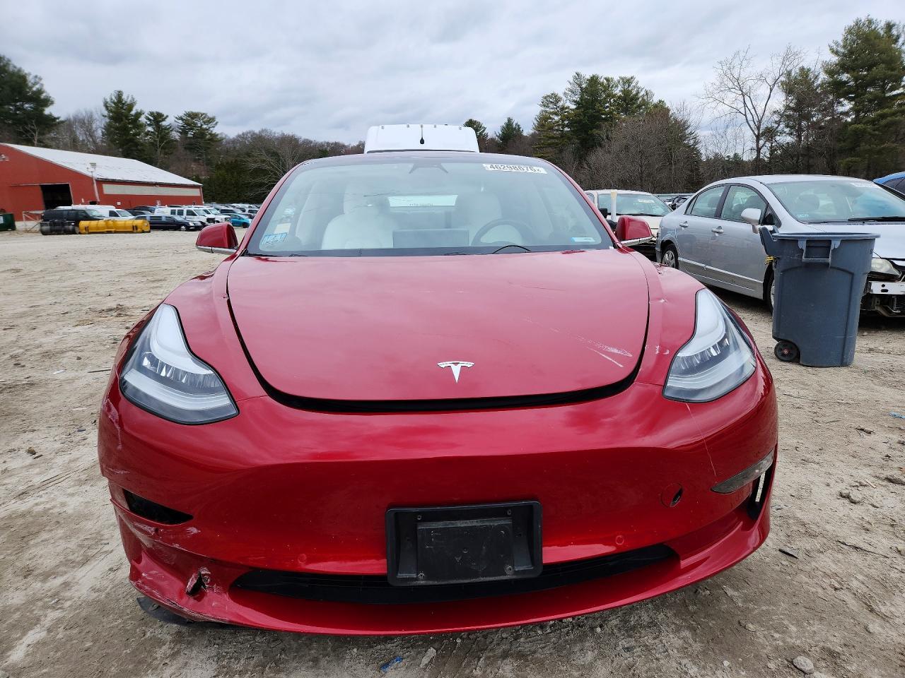 2018 Tesla Model 3 - Фото 5