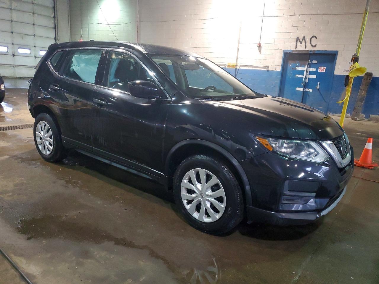 2018 Nissan Rogue S - Image 4