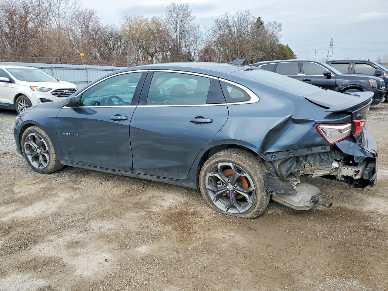 2019 Chevrolet Malibu Rs - Image 2