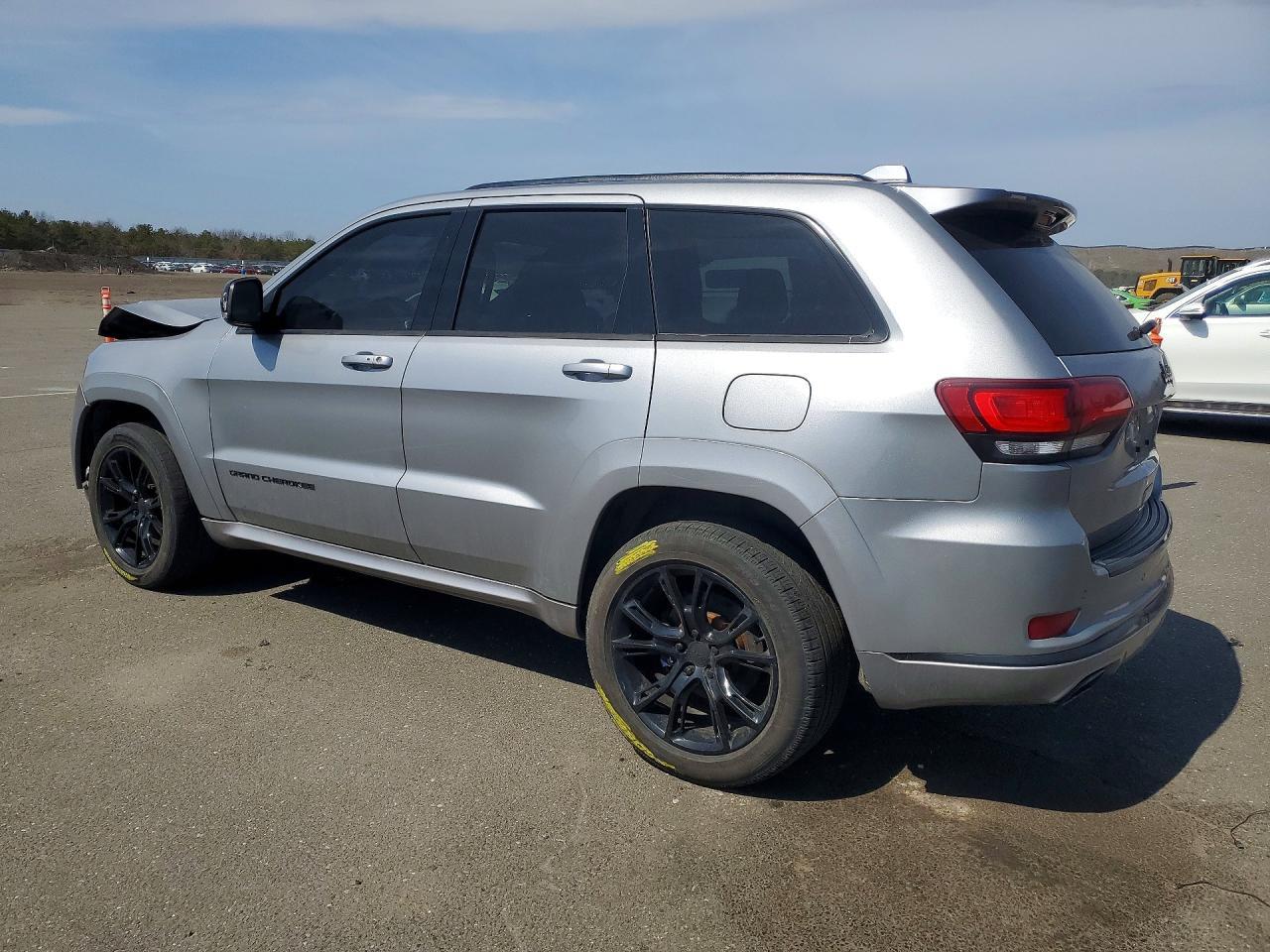 2016 Jeep Grand Cherokee Overland - Фото 2