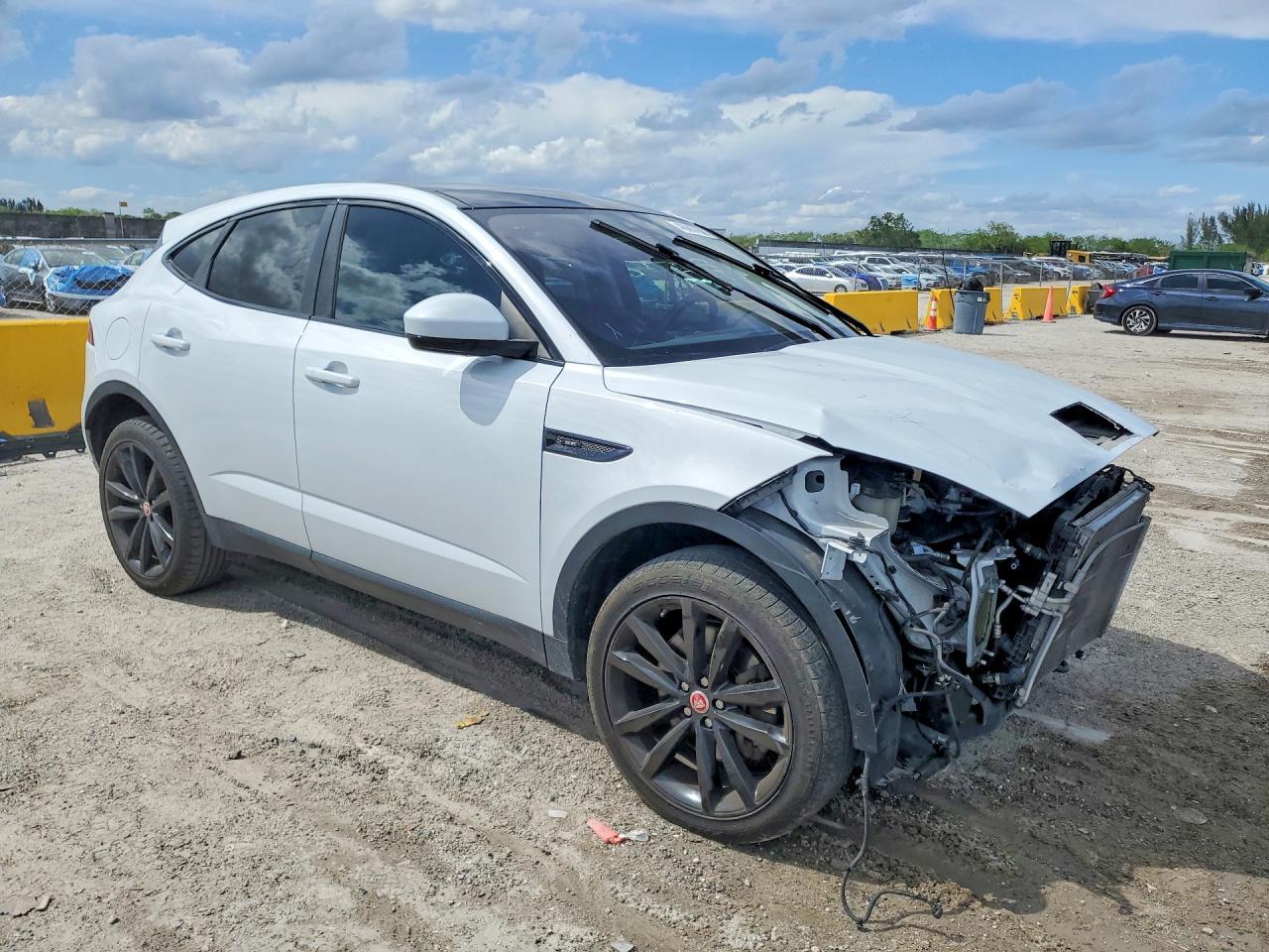 2019 Jaguar E-Pace Se - Фото 4