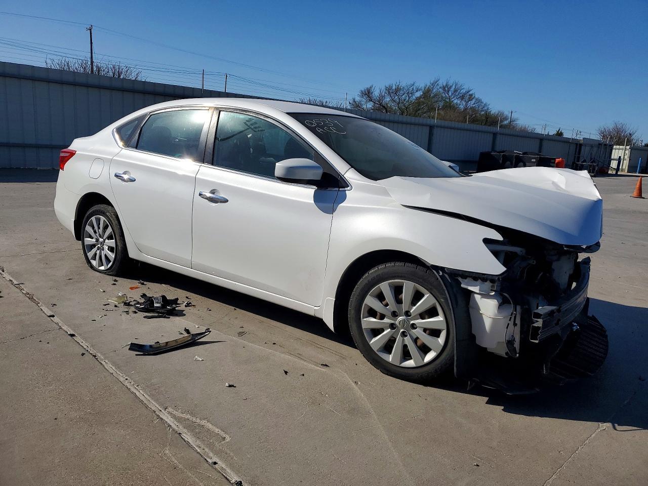 2017 Nissan Sentra - Фото 4