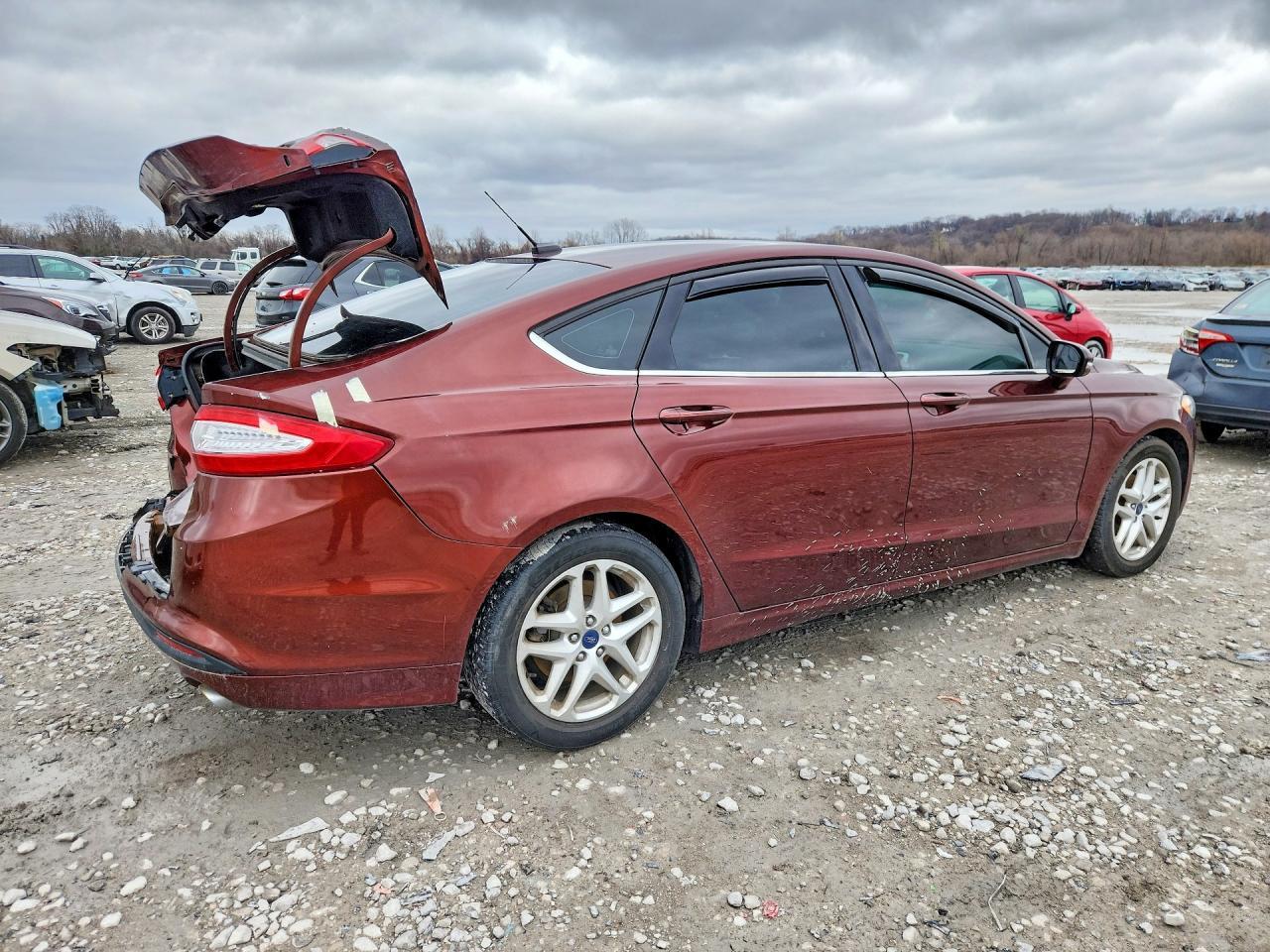 2016 Ford Fusion Se - Фото 3