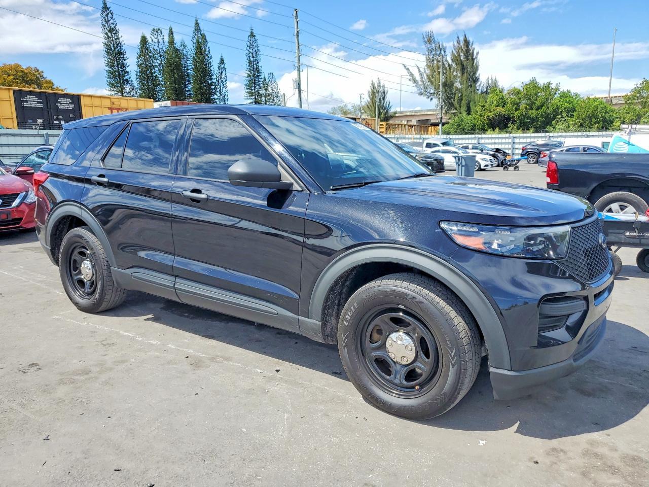 2020 Ford Explorer Police Interceptor - Фото 4