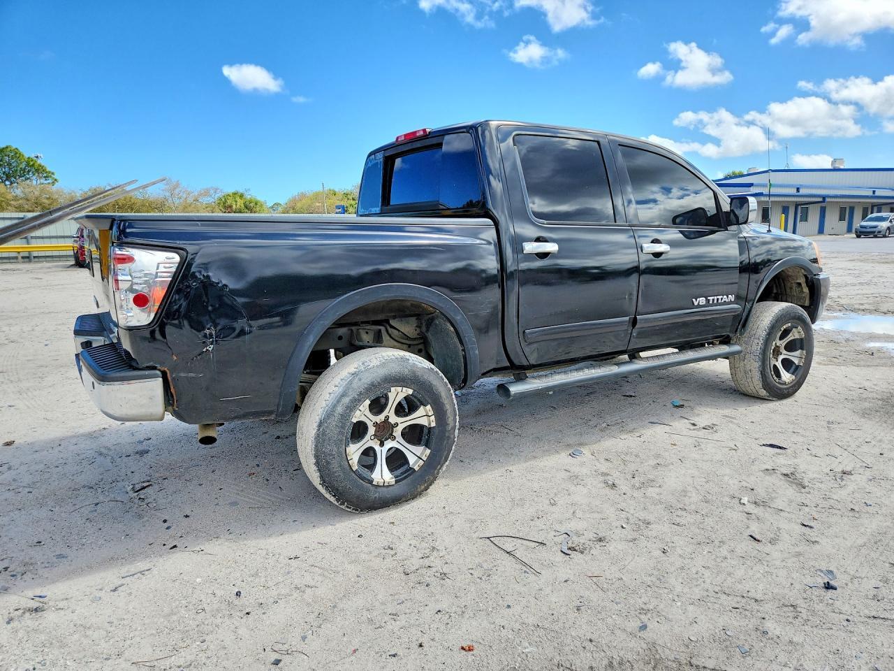 2015 Nissan Titan Sv - Фото 3