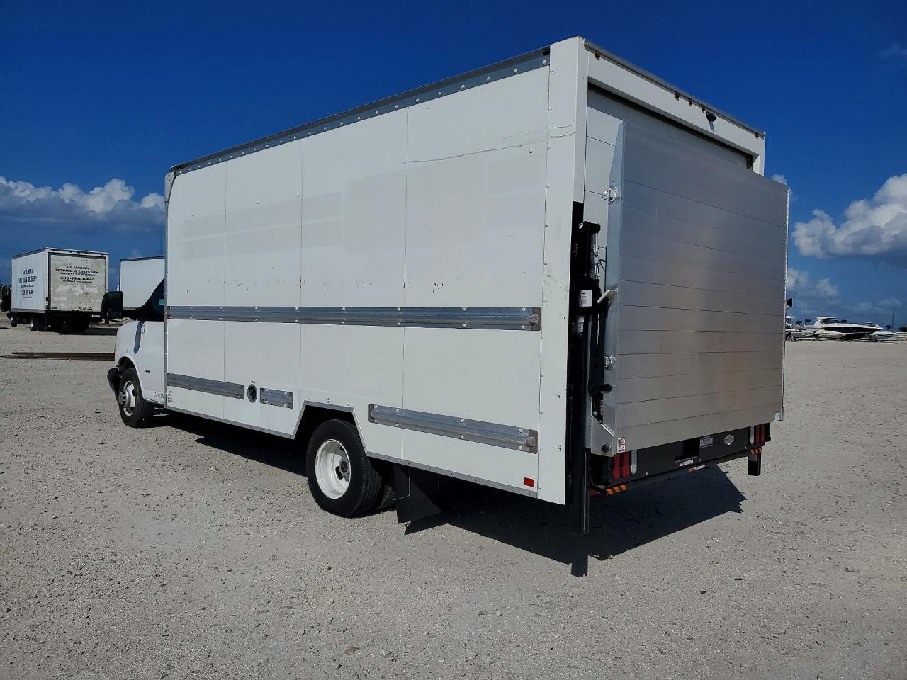 2020 GMC Savana Box Truck - Image 2