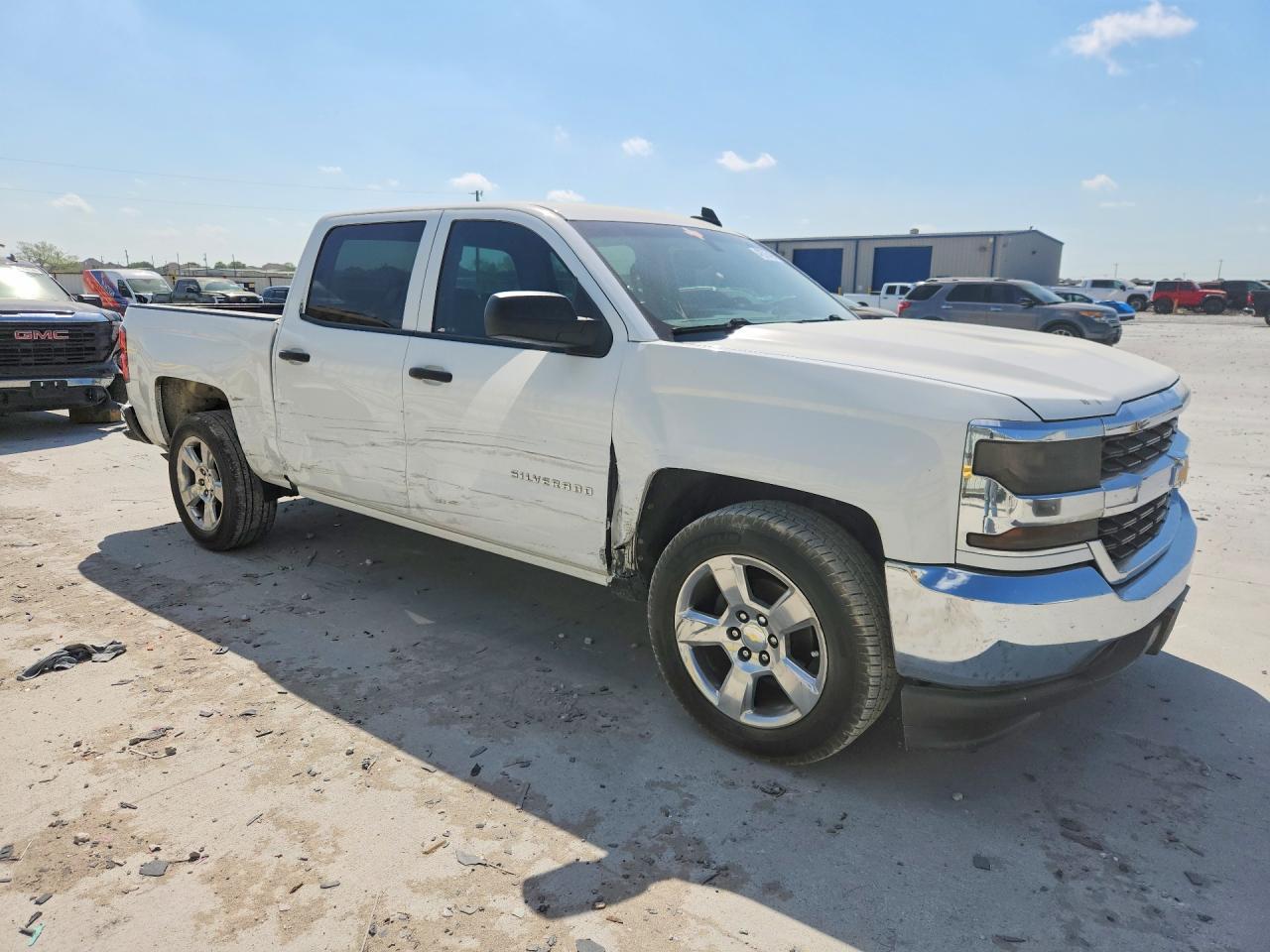 2016 Chev Silverado - Image 4