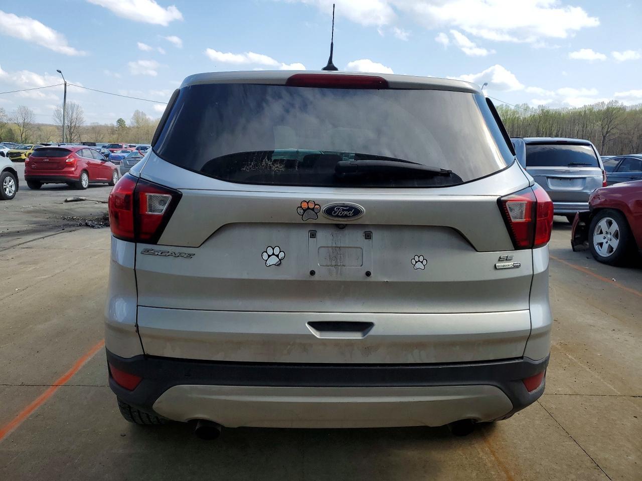 2019 Ford Escape Se - Фото 6