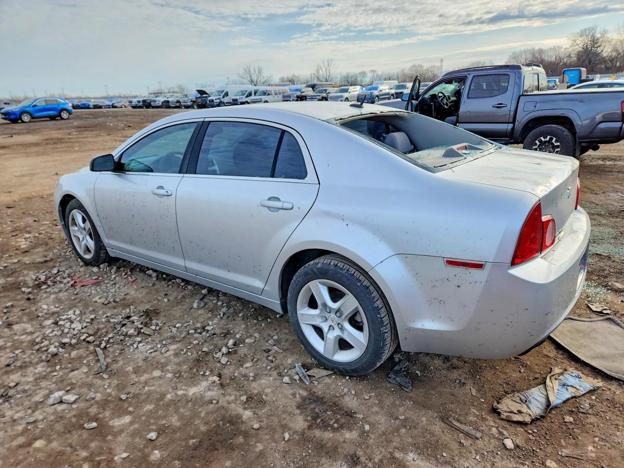 2010 Chevrolet Malibu Ls - Image 2