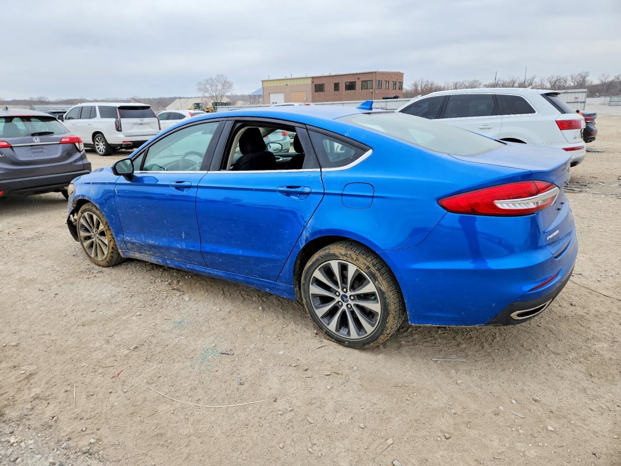 2020 Ford Fusion Se - Фото 2
