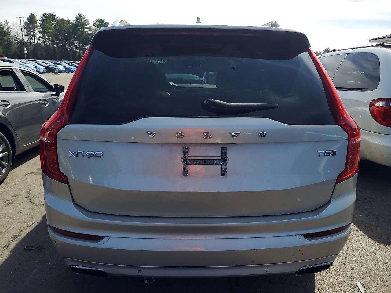 2016 Volvo Xc90 T5 - Image 6