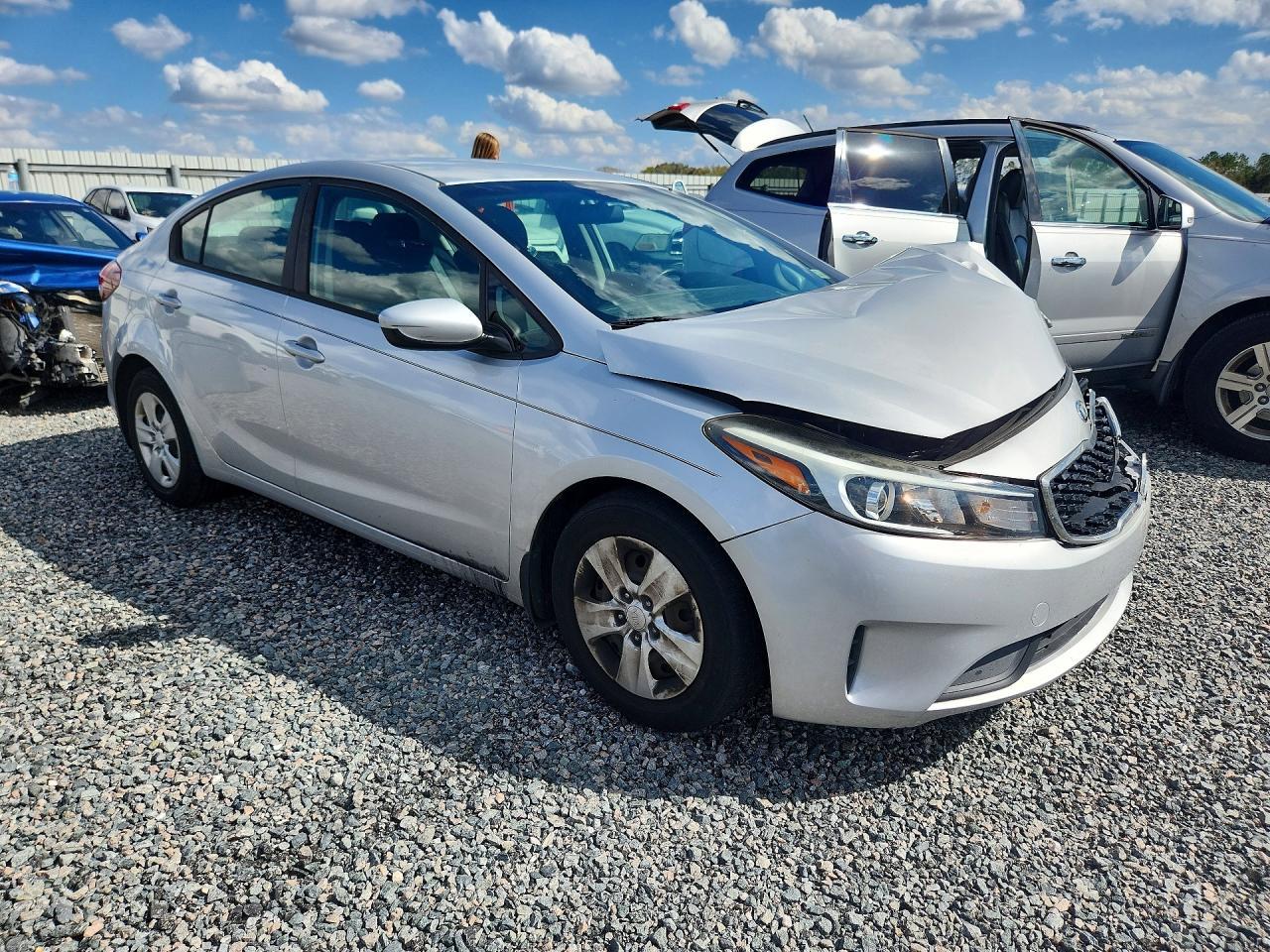 2017 Kia Forte Lx - Фото 4