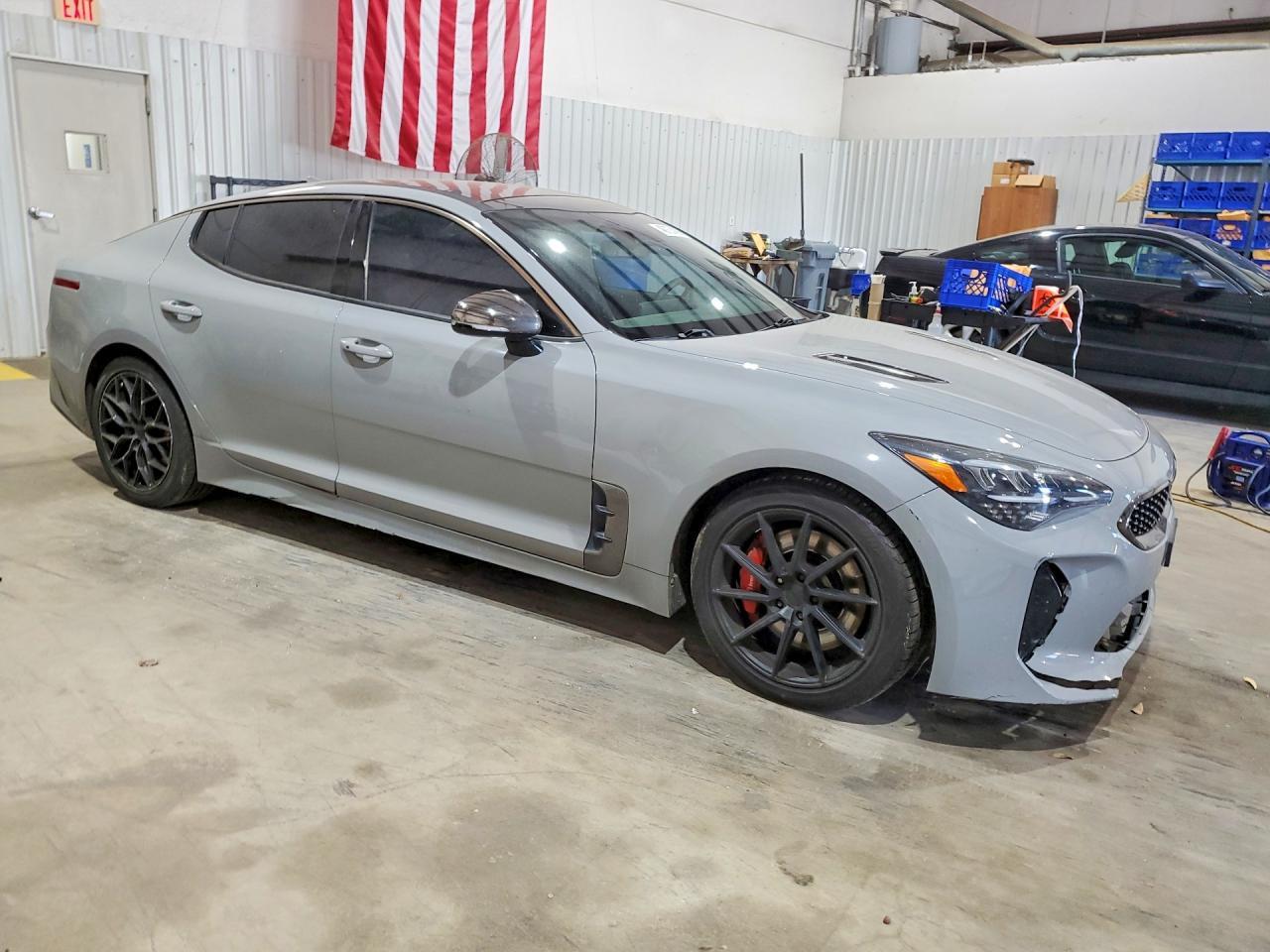 2022 Kia Stinger Gt1 - Фото 4