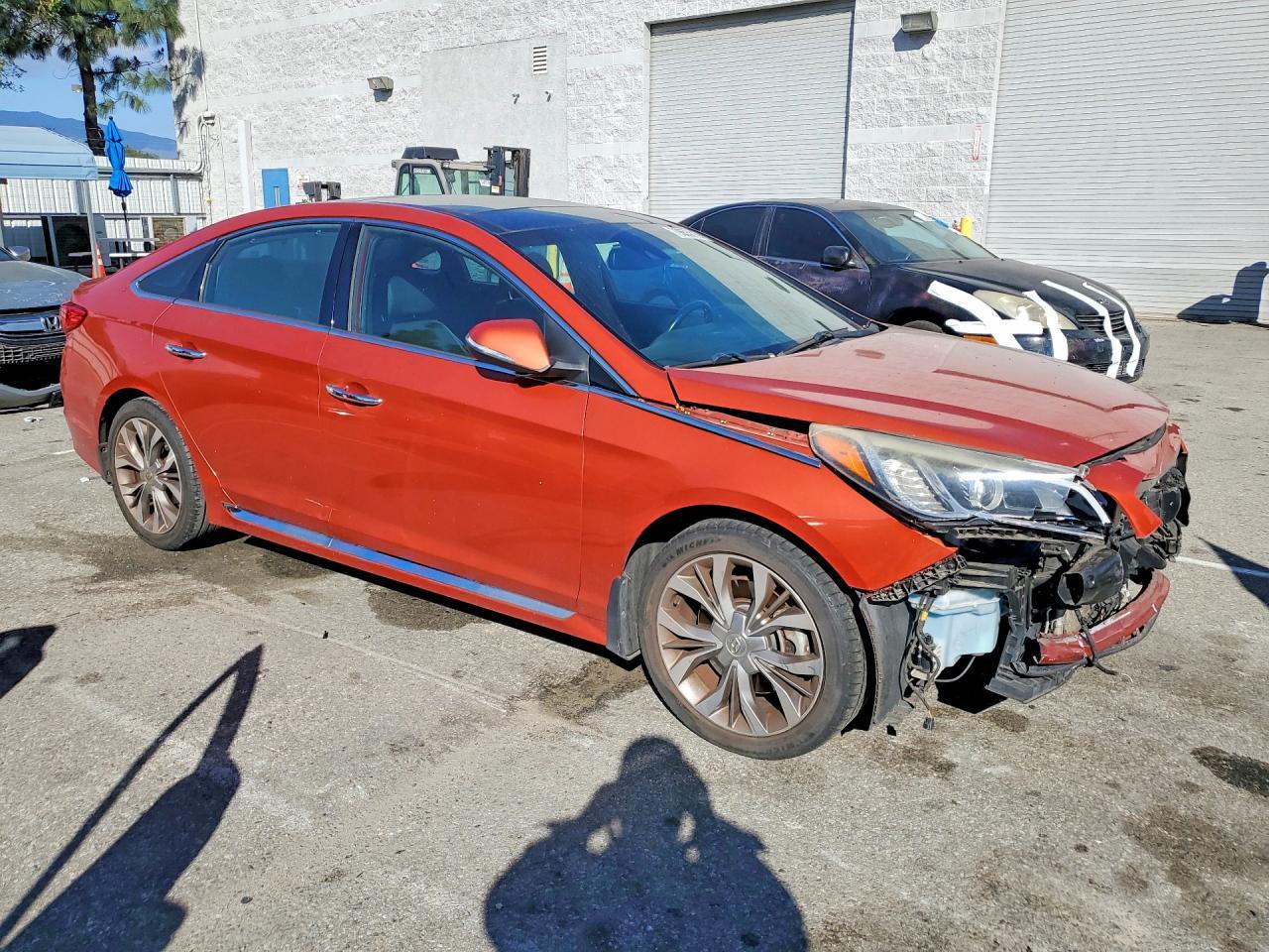 2015 Hyundai Sonata Limited 2.0T - Фото 4