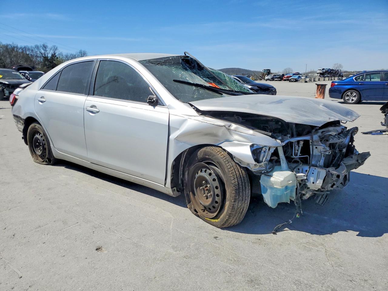 2011 Toyota Camry Base - Фото 4