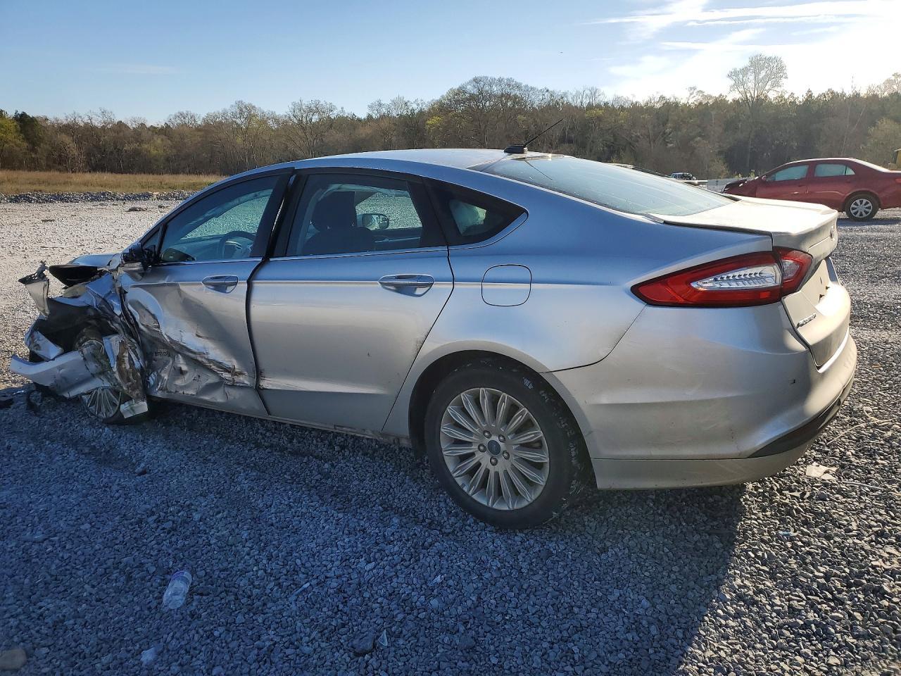 2013 Ford Fusion Se Hybrid - Фото 2