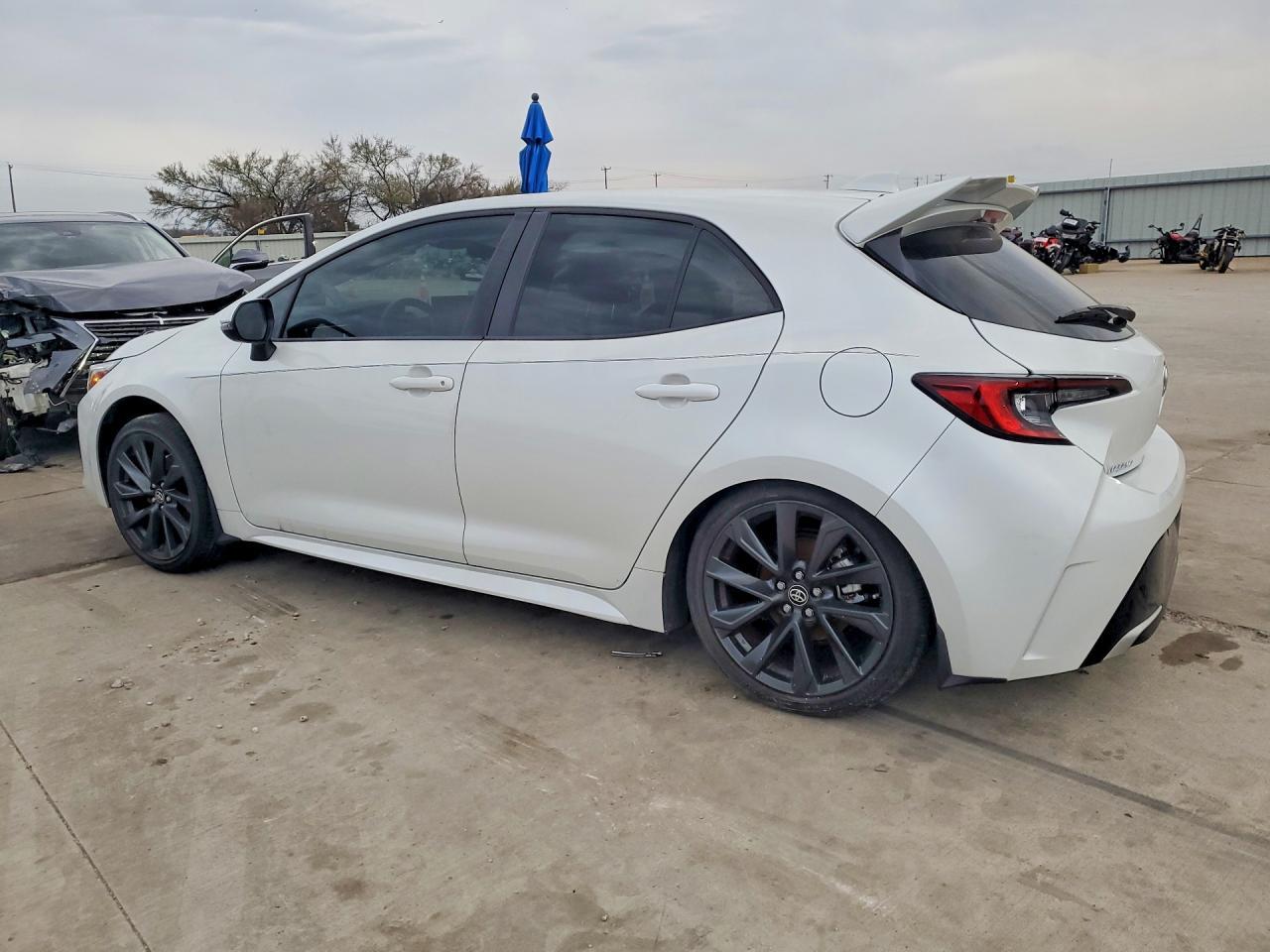 2024 Toyota Corolla Hatchback Xse - Фото 2