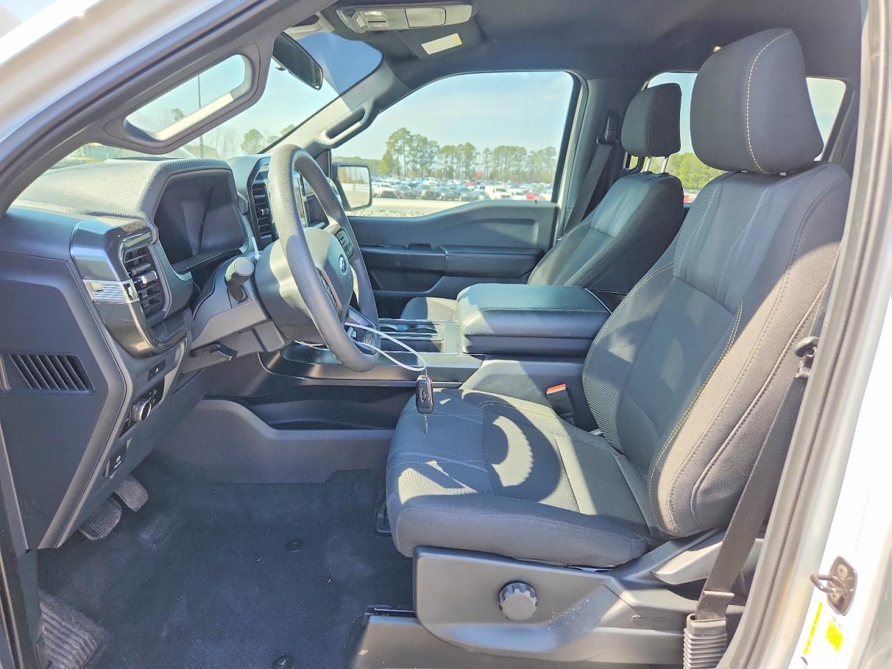 2025 Ford F150 Stx - Фото 7