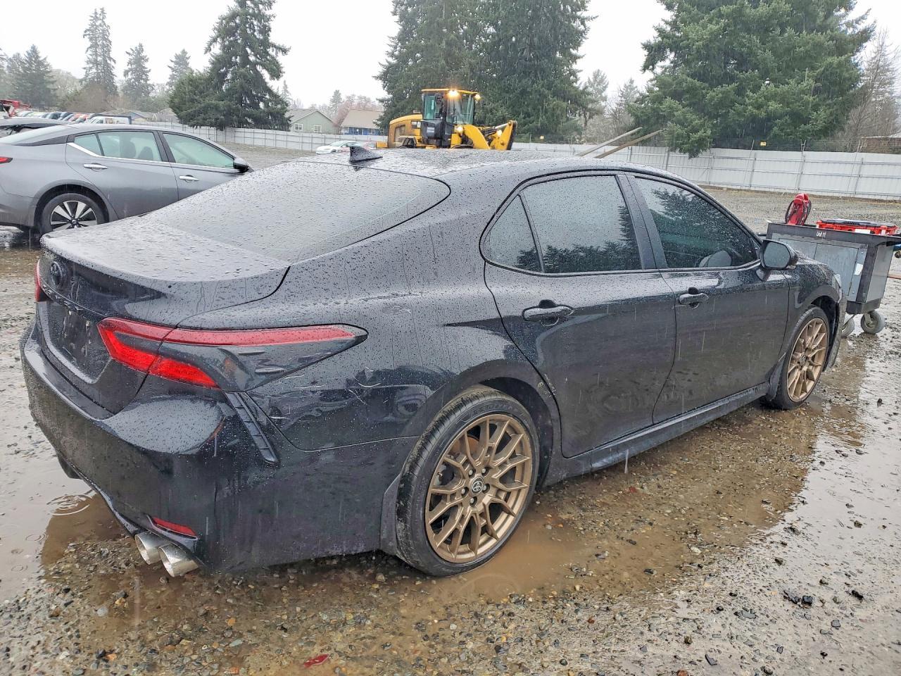 2023 Toyota Camry Se Nightshade - Image 3