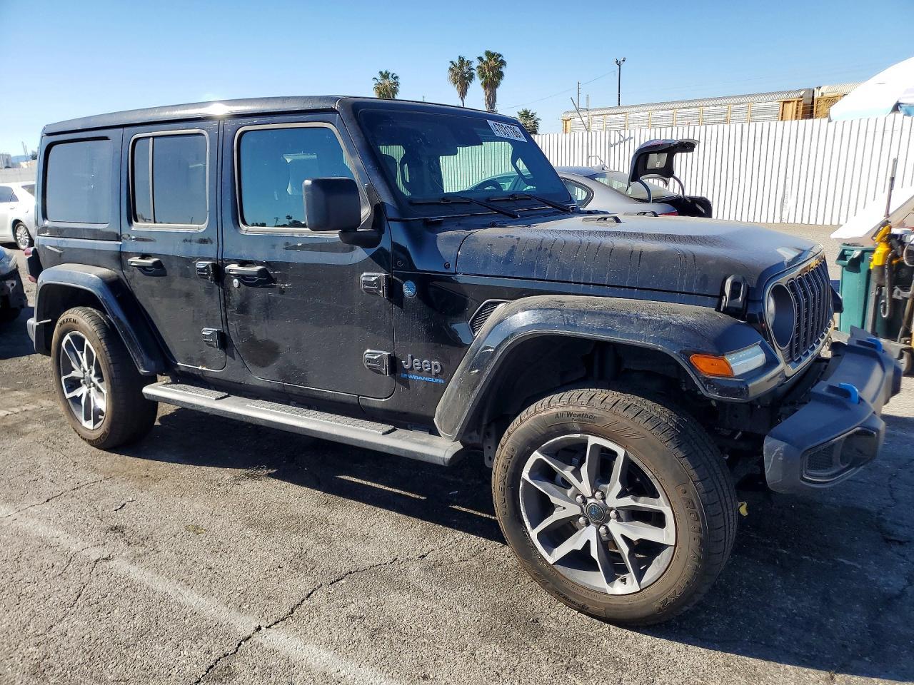 2024 Jeep Wrangler 4Xe - Image 4