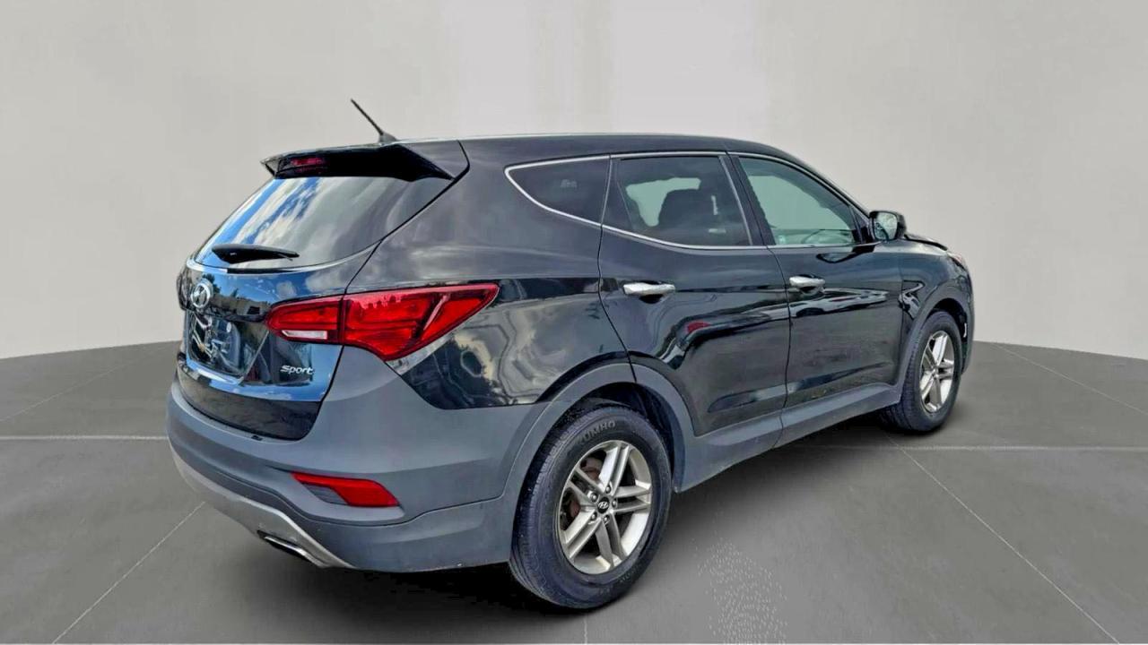 2018 Hyundai Santa Fe Sport 2.4L - Фото 4