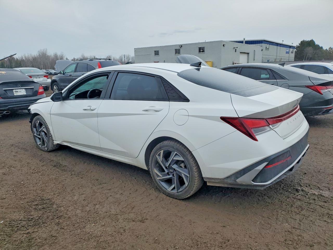 2024 Hyundai Elantra Sel - Фото 2