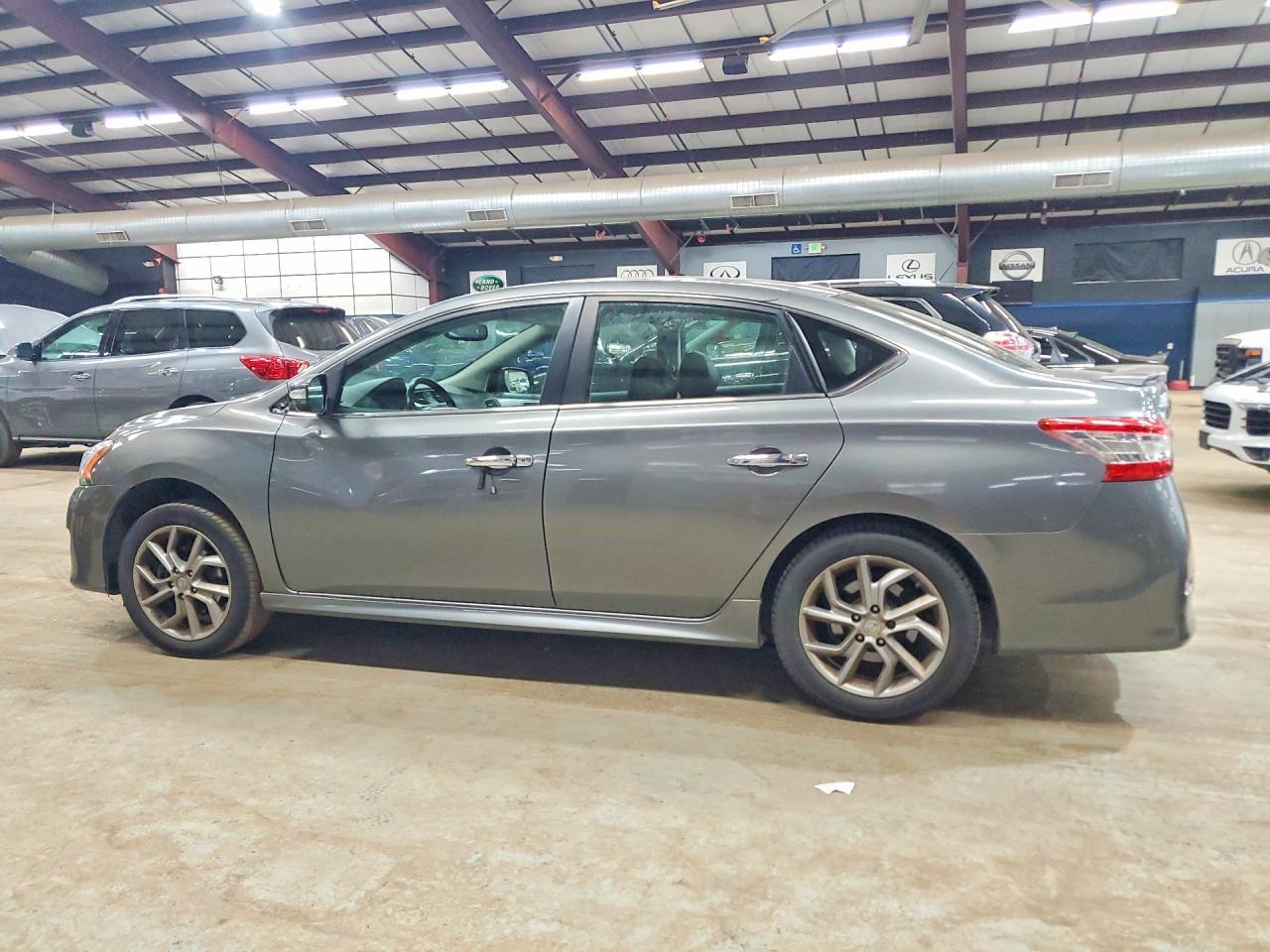 2015 Nissan Sentra Sr - Фото 2