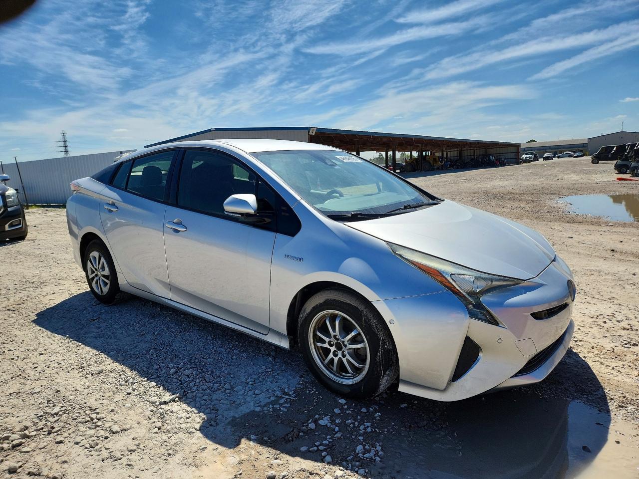 2018 Toyota Prius Two - Фото 4