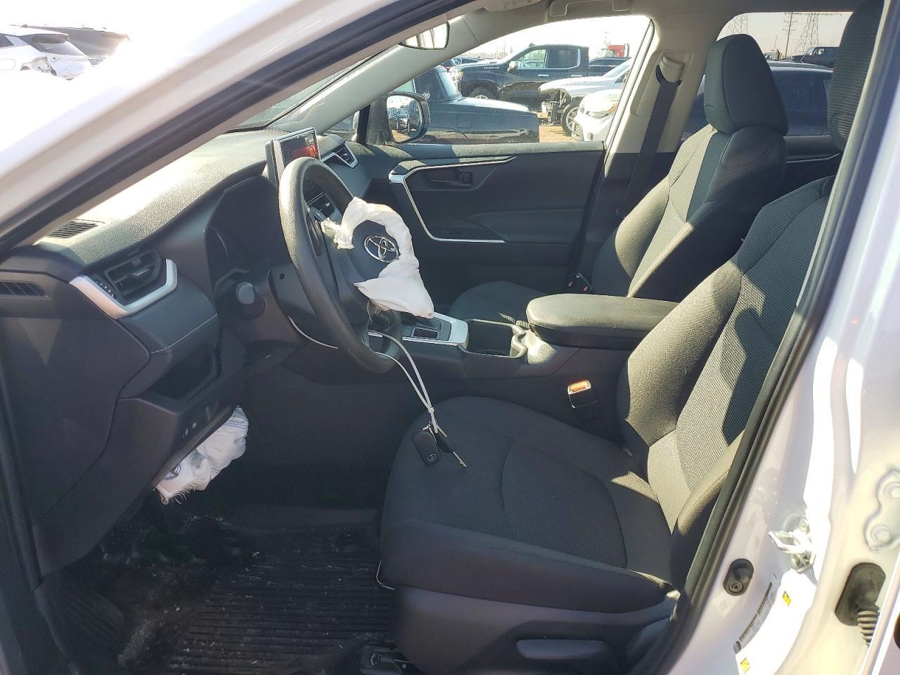 2025 Toyota Rav4 Le - Фото 7