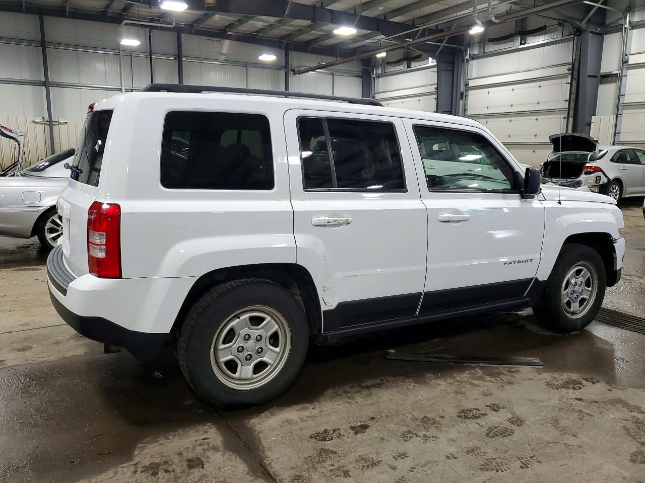 2015 Jeep Patriot Sport - Фото 3