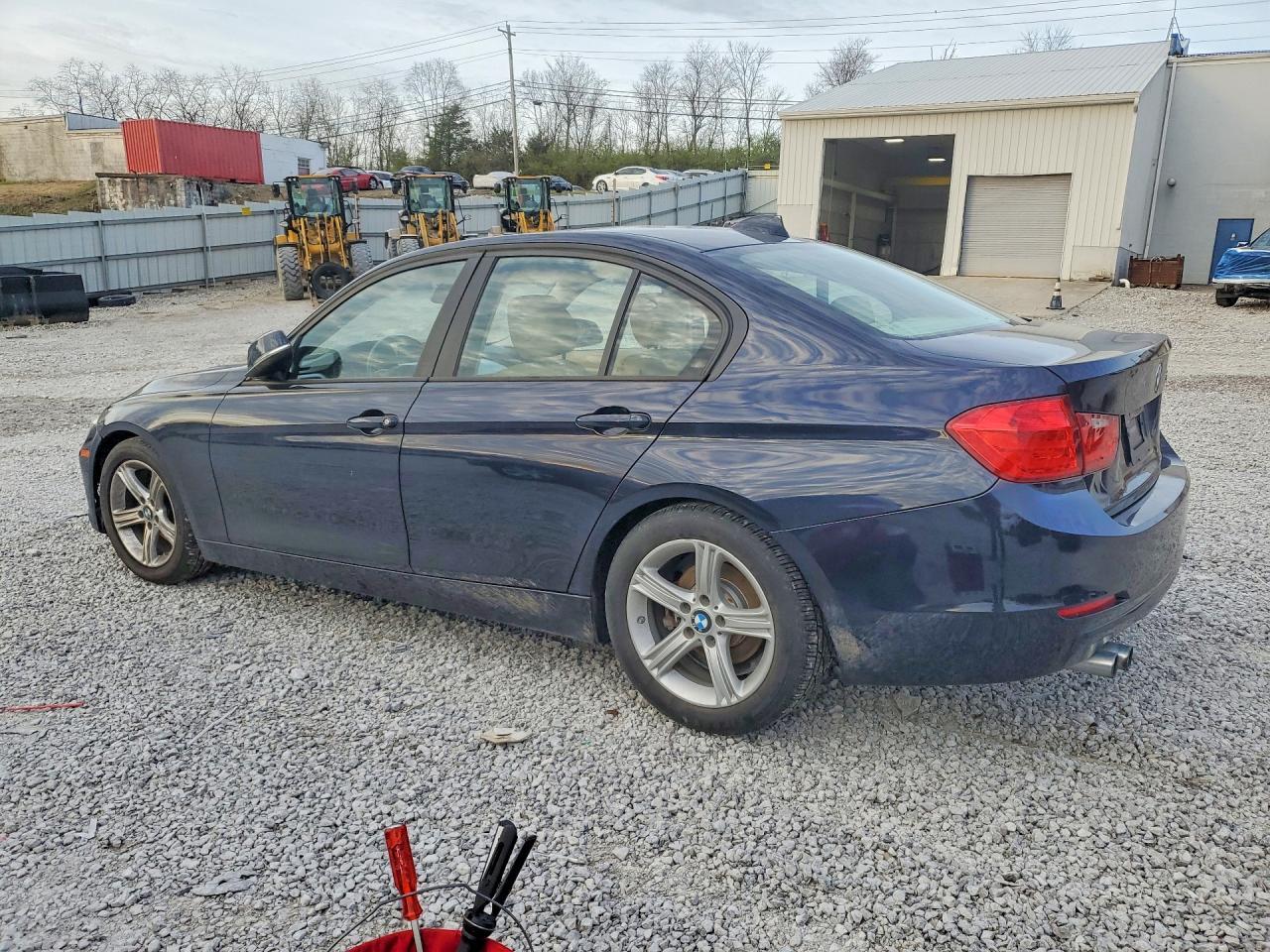 2013 BMW 328 Xi Sulev - Фото 2