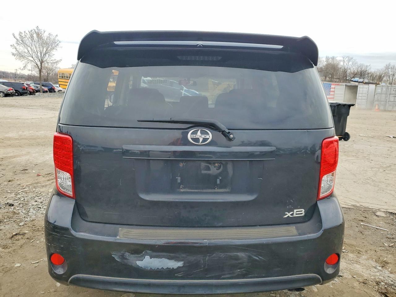 2014 Scion Xb Base - Фото 6