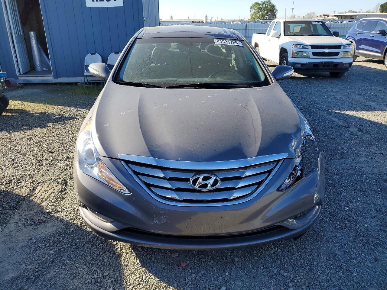2013 Hyundai Sonata Limited - Image 5