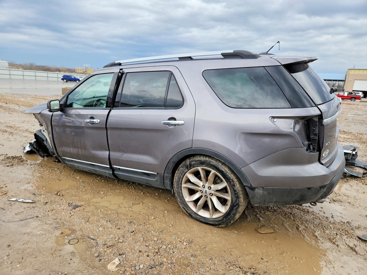 2013 Ford Explorer Xlt - Image 2