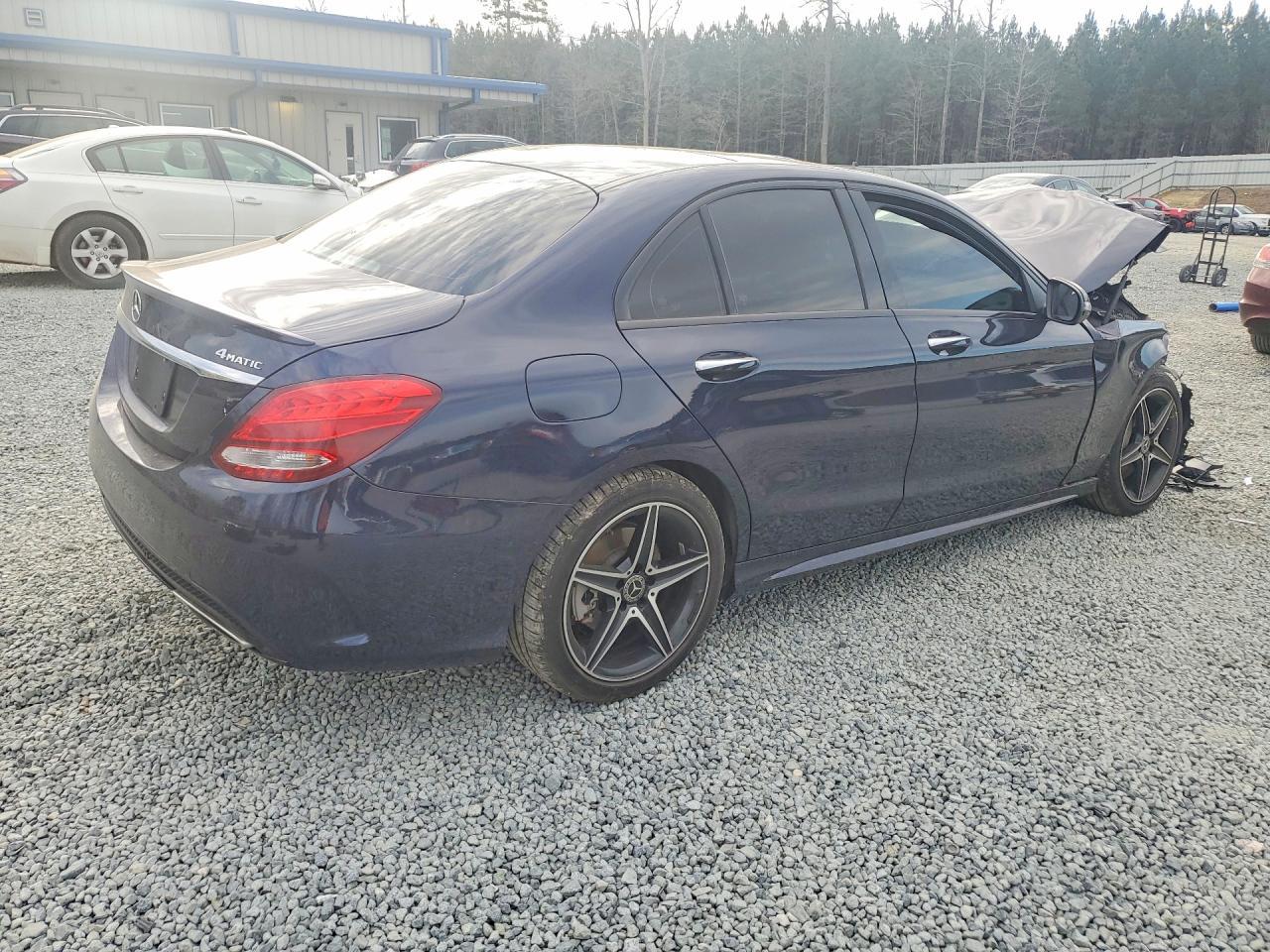 2018 Mercedes-Benz C 300 4Matic - Фото 3