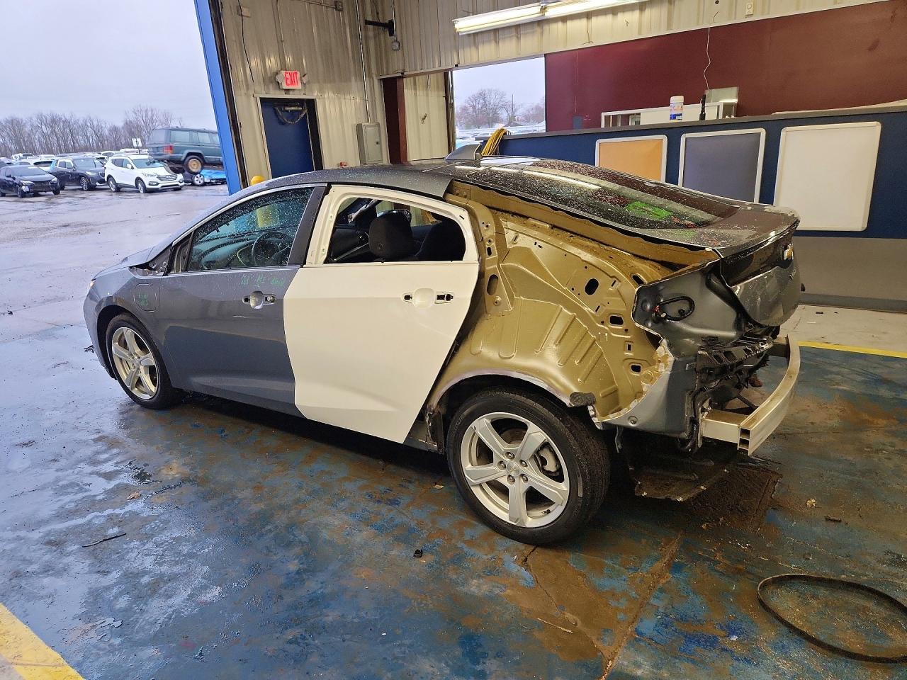 2019 Chevrolet Volt Lt - Фото 2