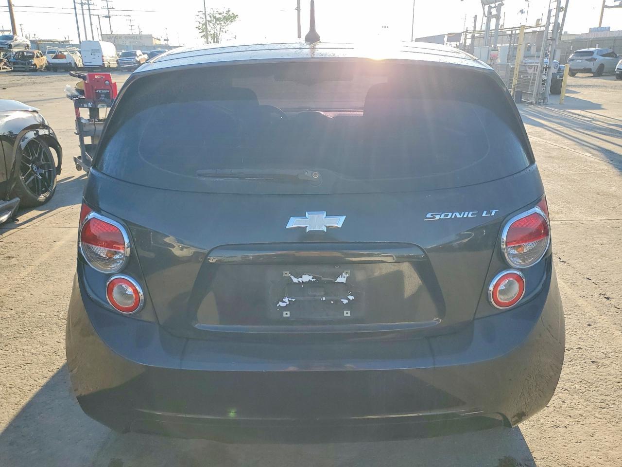 2014 Chevrolet Sonic Lt - Фото 6