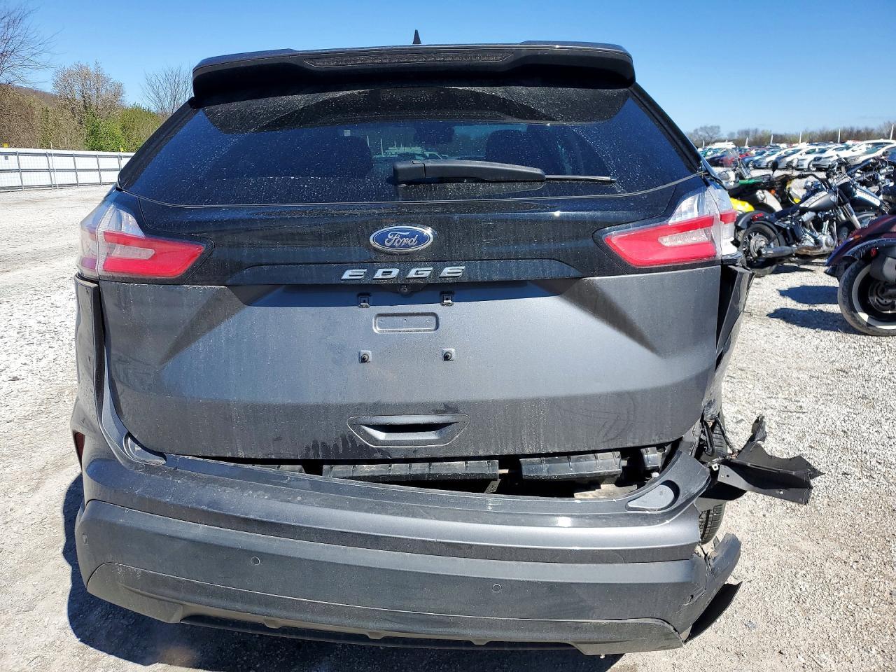 2021 Ford Edge Se - Image 6