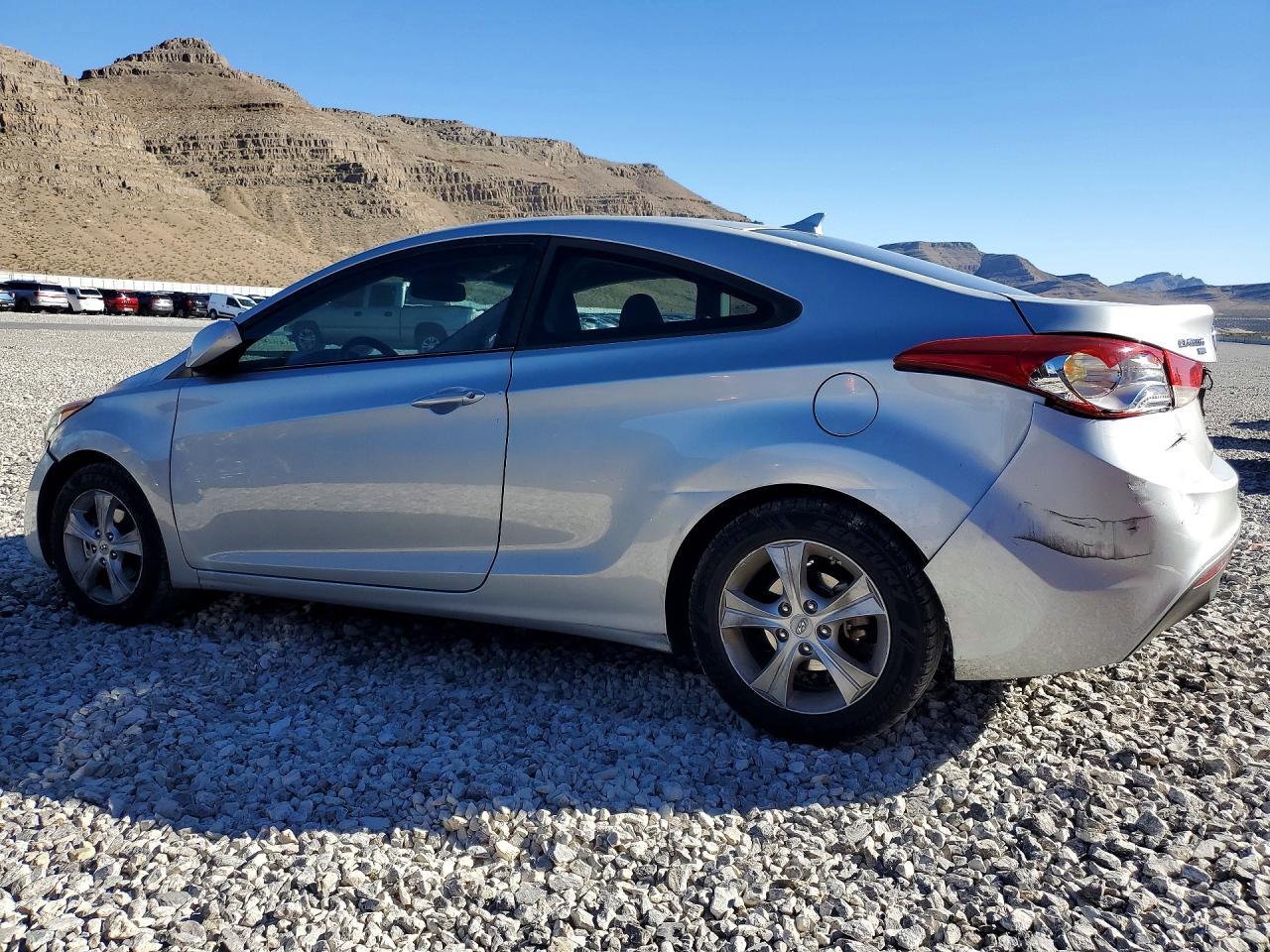 2013 Hyundai Elantra Coupe Gs - Фото 2