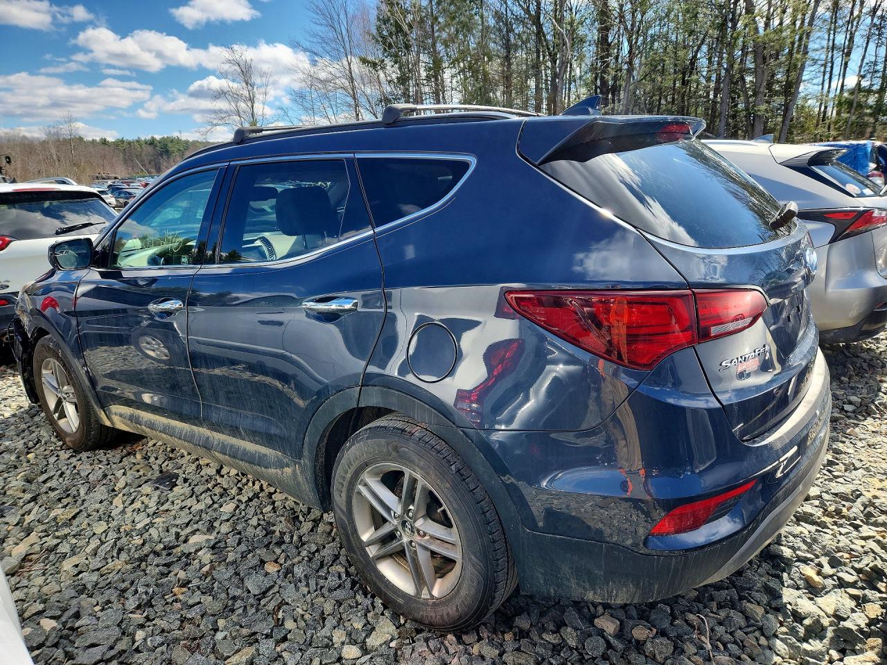 2017 Hyundai Santa Fe Sport 2.4L - Фото 2