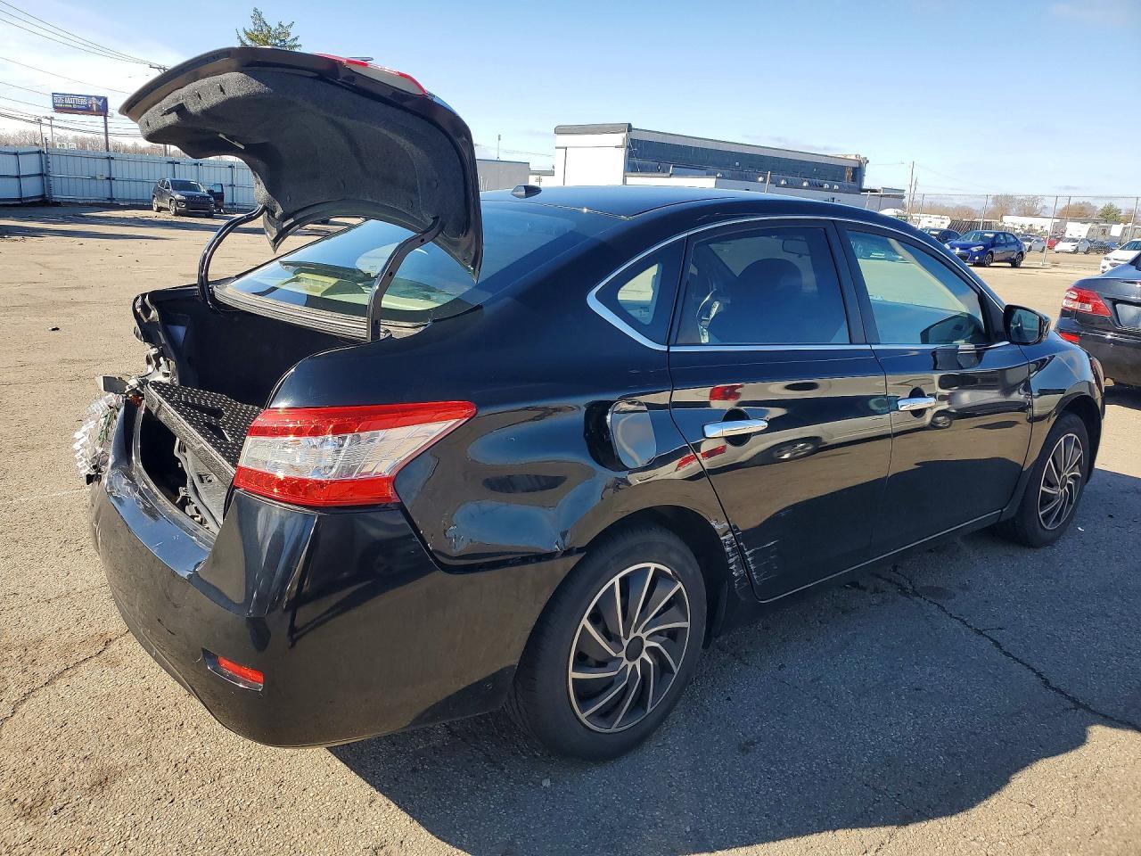 2013 Nissan Sentra S - Фото 3