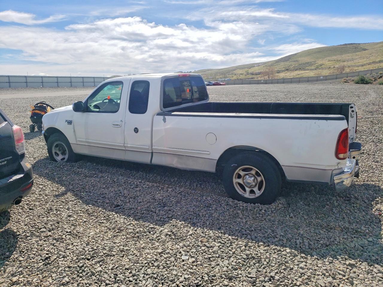 1998 Ford F150 - Image 2