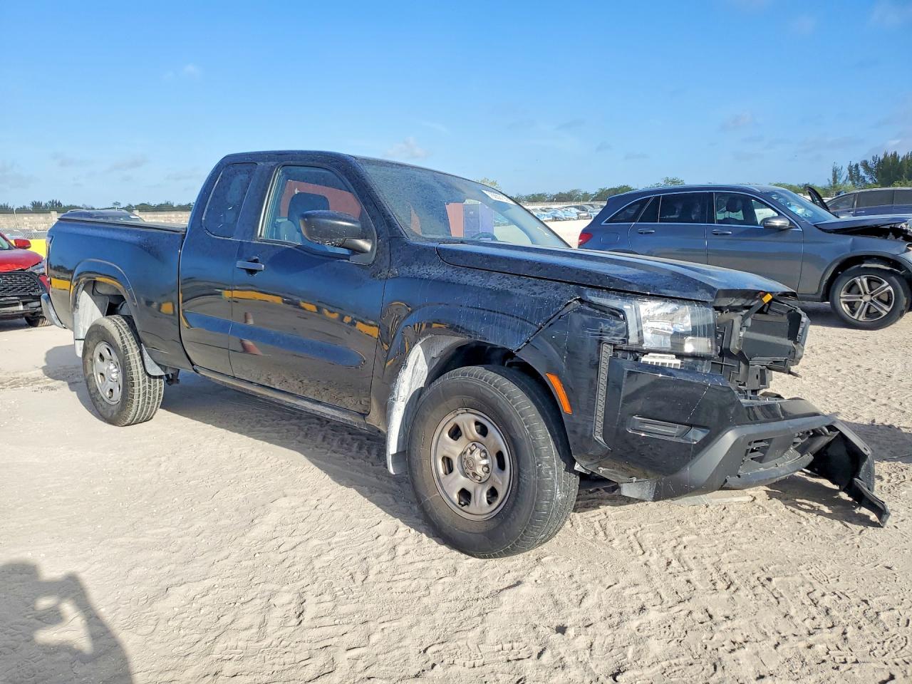 2022 Nissan Frontier S - Image 4