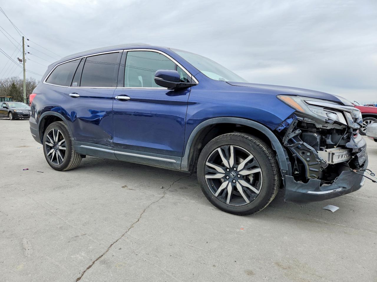 2019 Honda Pilot Touring - Image 4